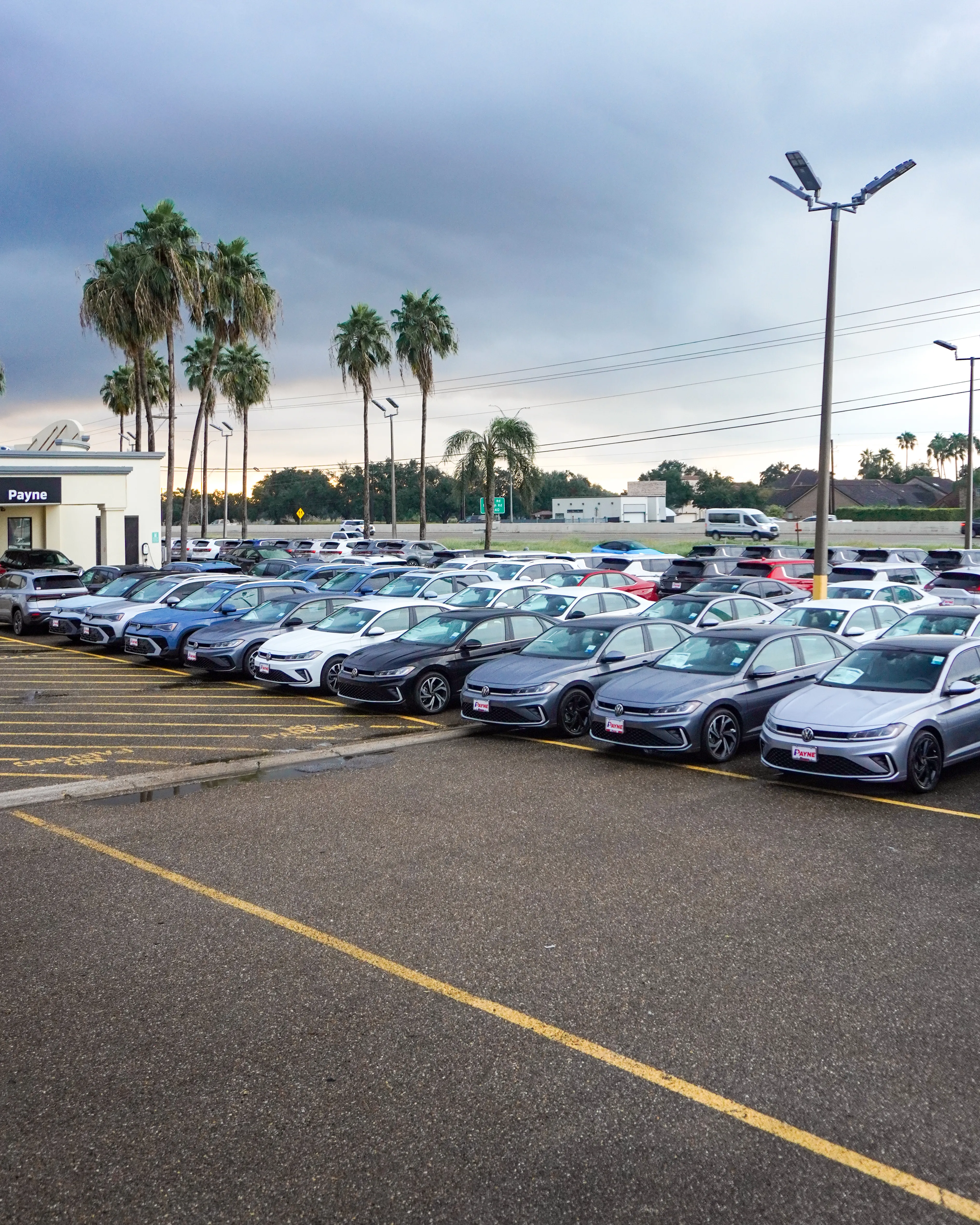 Shop Volkswagen Jetta!