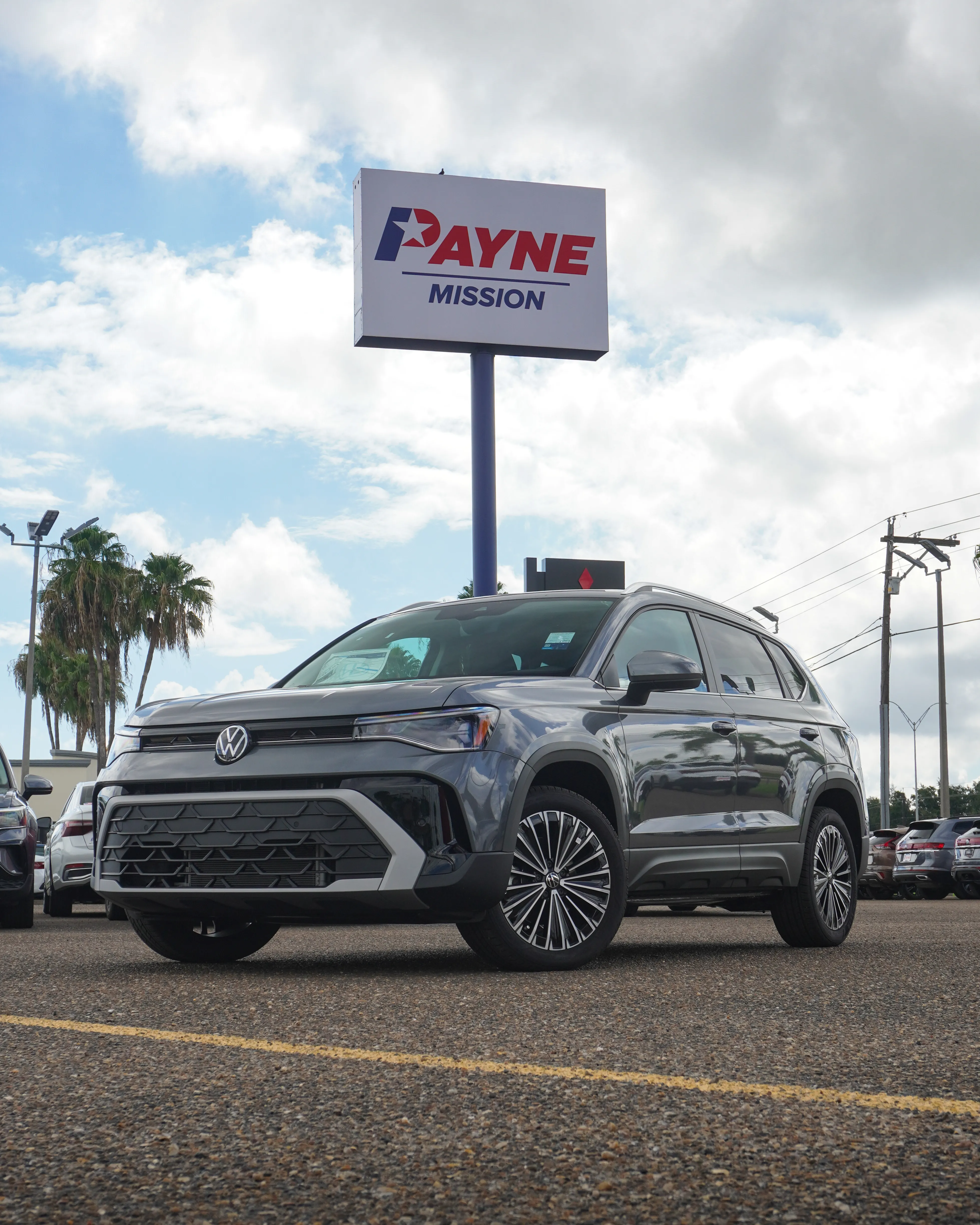 2025 Volkswagen Taos SE