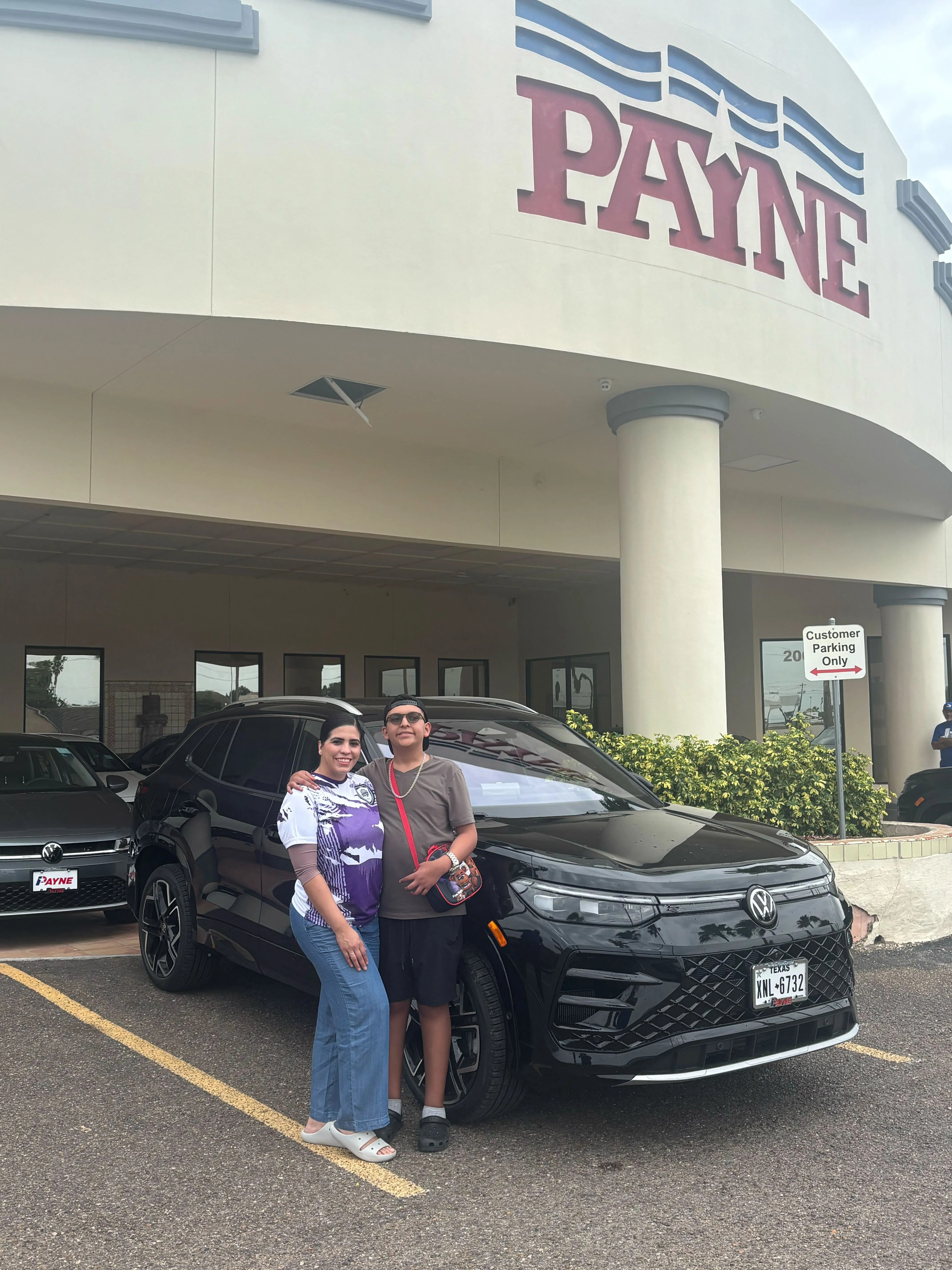 Marissa Anderson on her new  2026 r line Tiguan