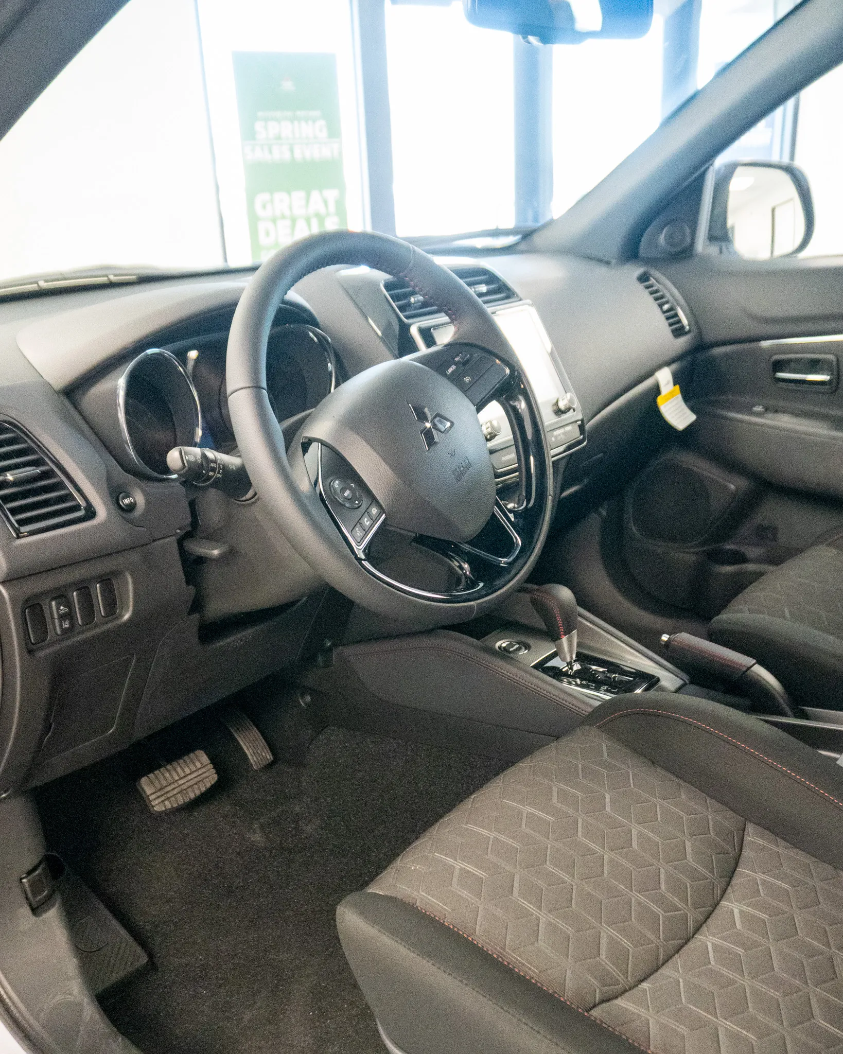 Mitsubishi Outlander Sport Interior