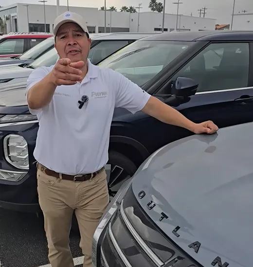 Memo Perez Outlanders