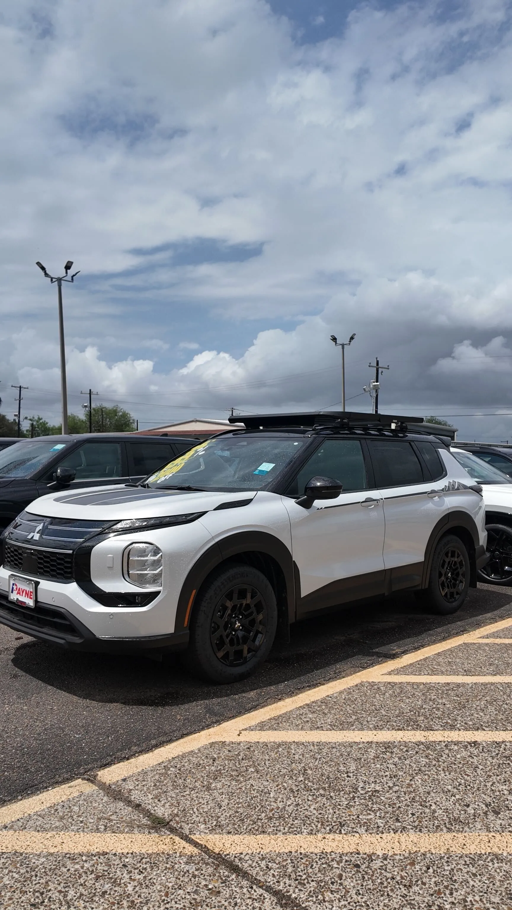 2025 Mitsubishi Outlander SE