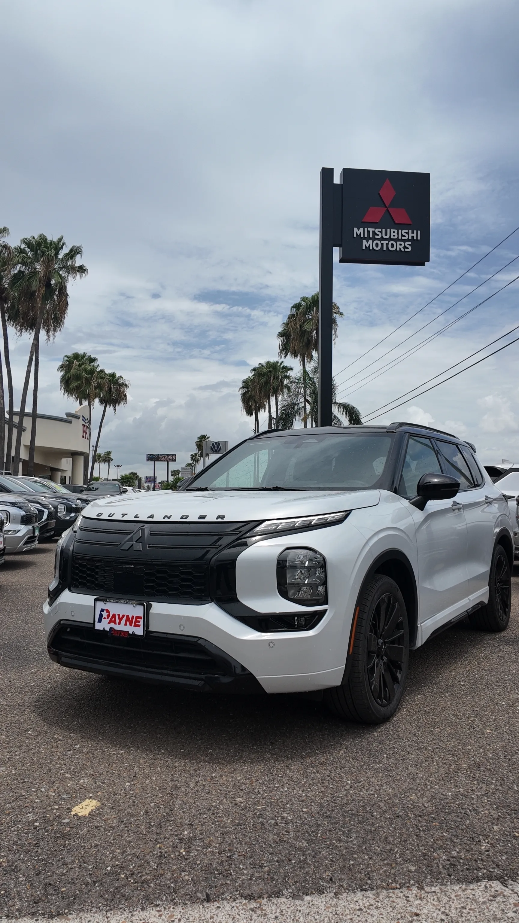 Mitsubishi outlanders