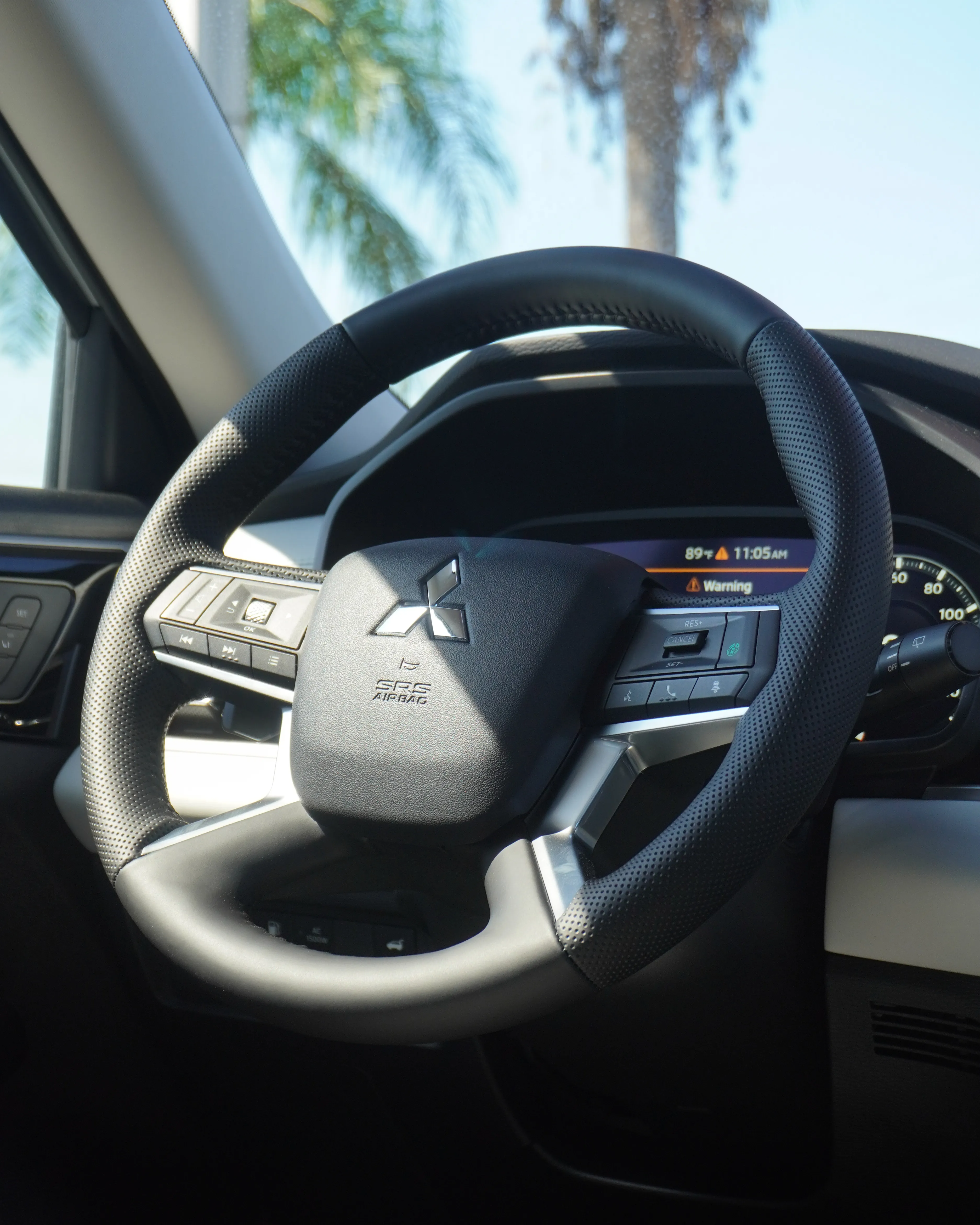 2025 Mitsubishi Outlander Plug-In Hybrid SEL