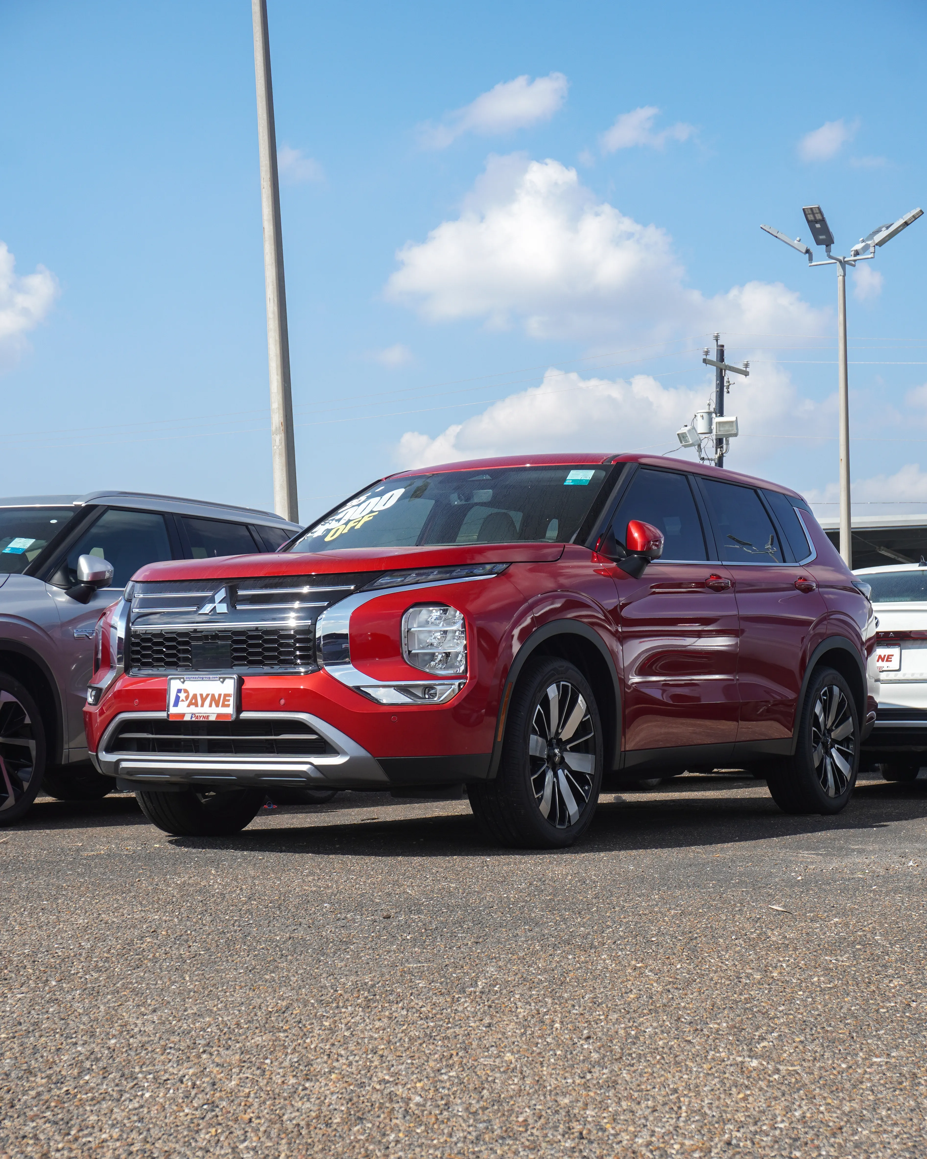 2025 Mitsubishi Outlander SE