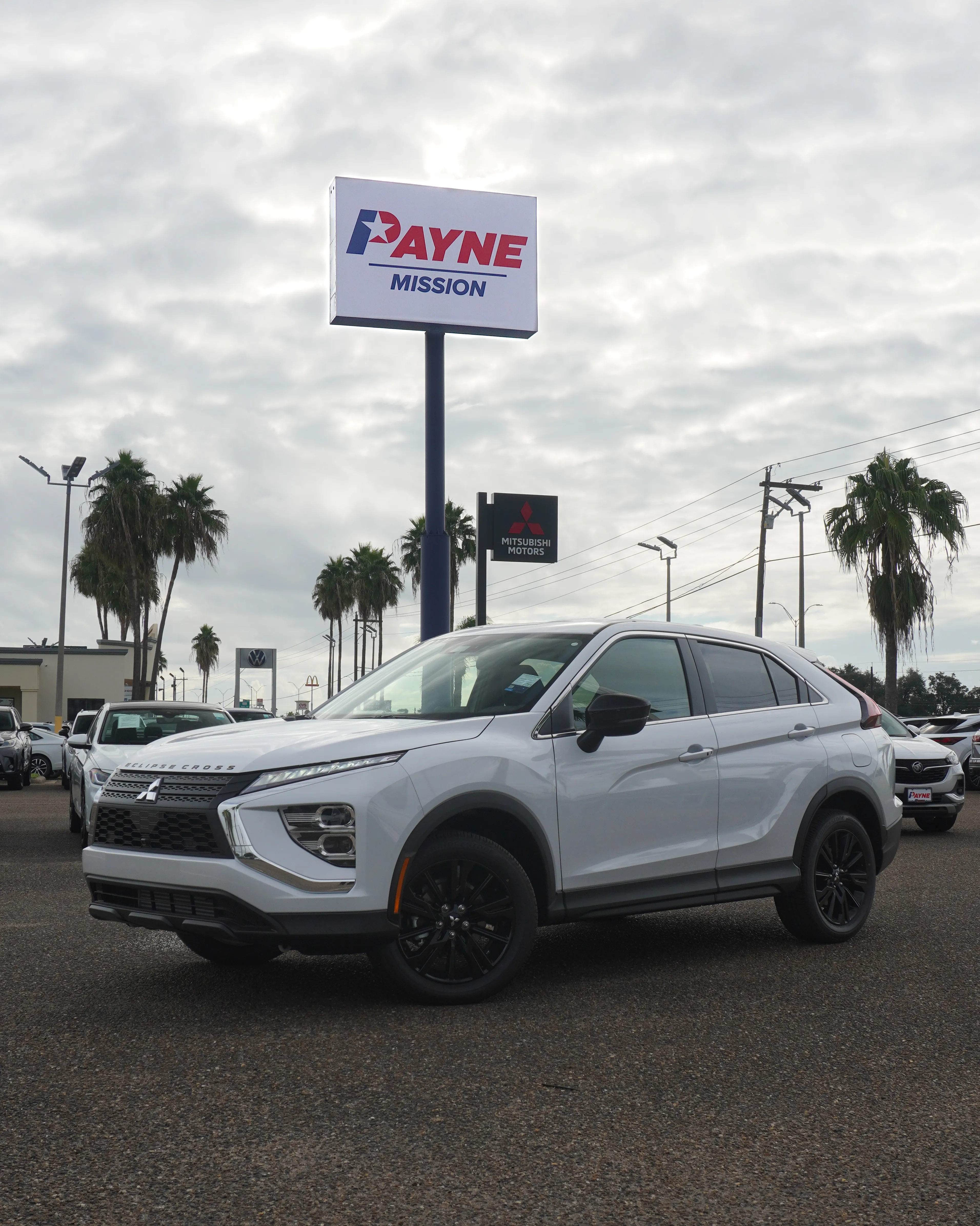 2026 Mitsubishi Eclipse Cross LE