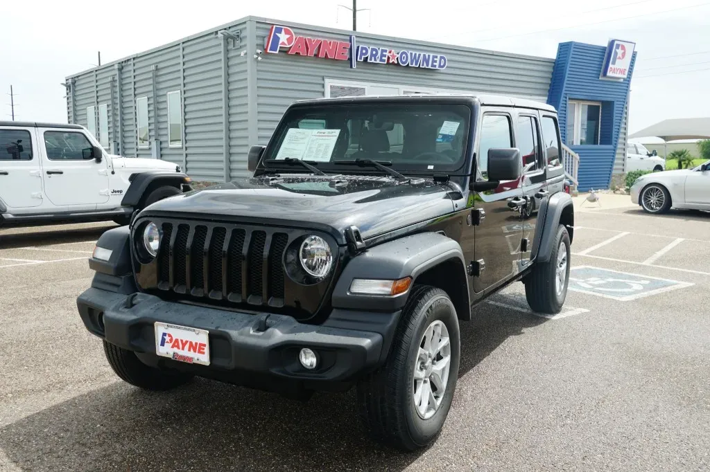 Chris Marshall is taking a look at this pre-owned 2023 Jeep Wrangler Sport S!