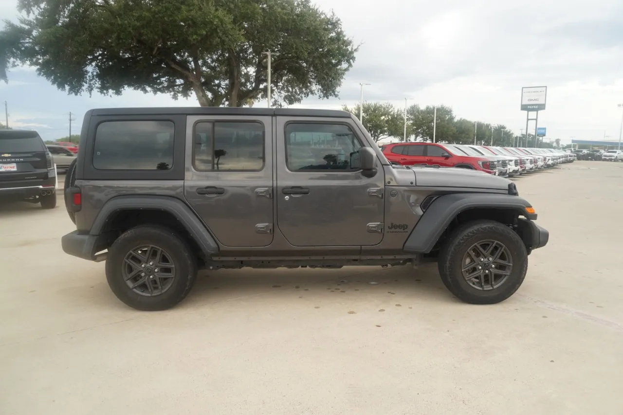 2024 Jeep Wrangler Sport