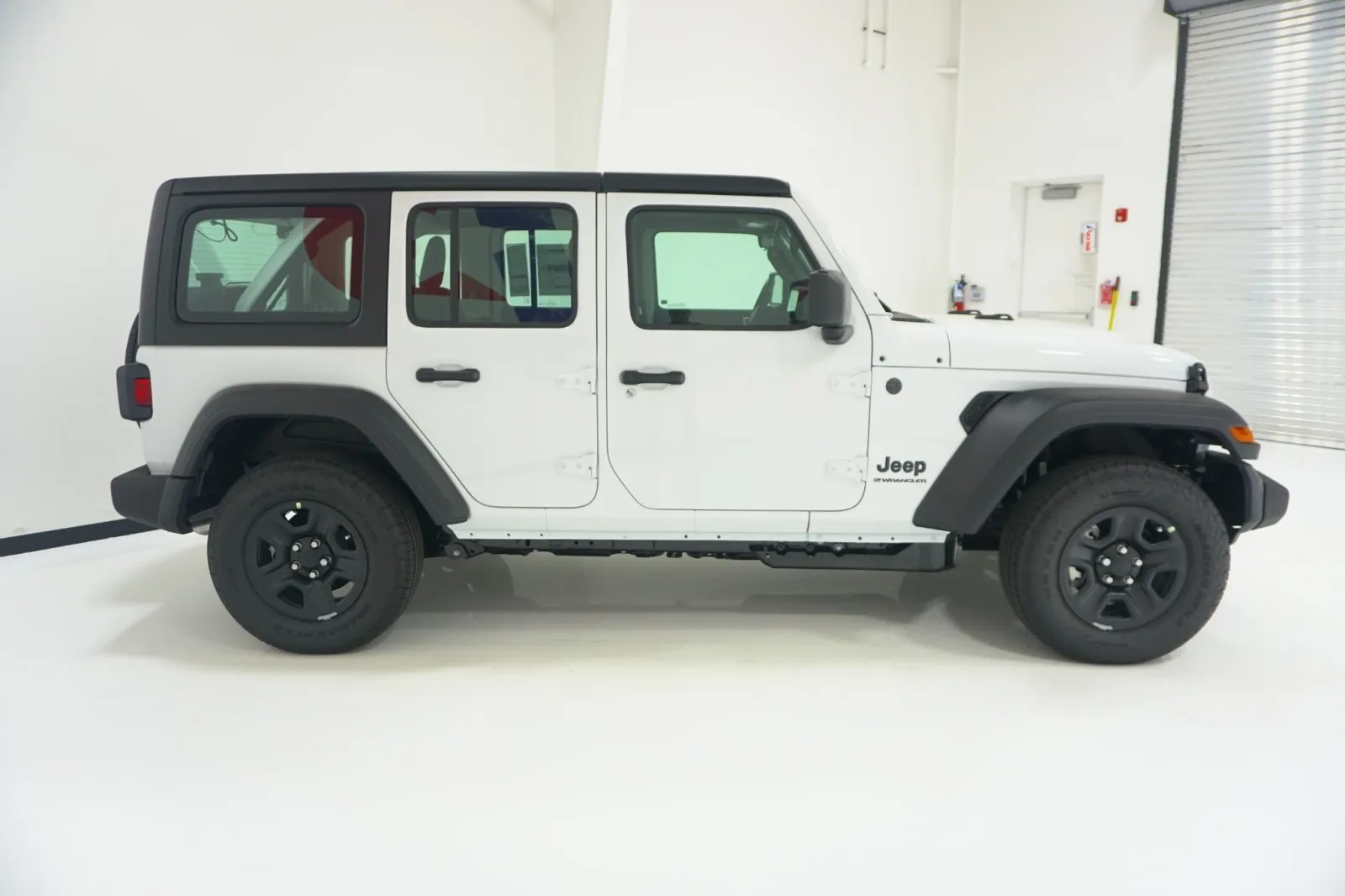 2026 Jeep Wrangler Sport 2026 Jeep Wrangler Sport