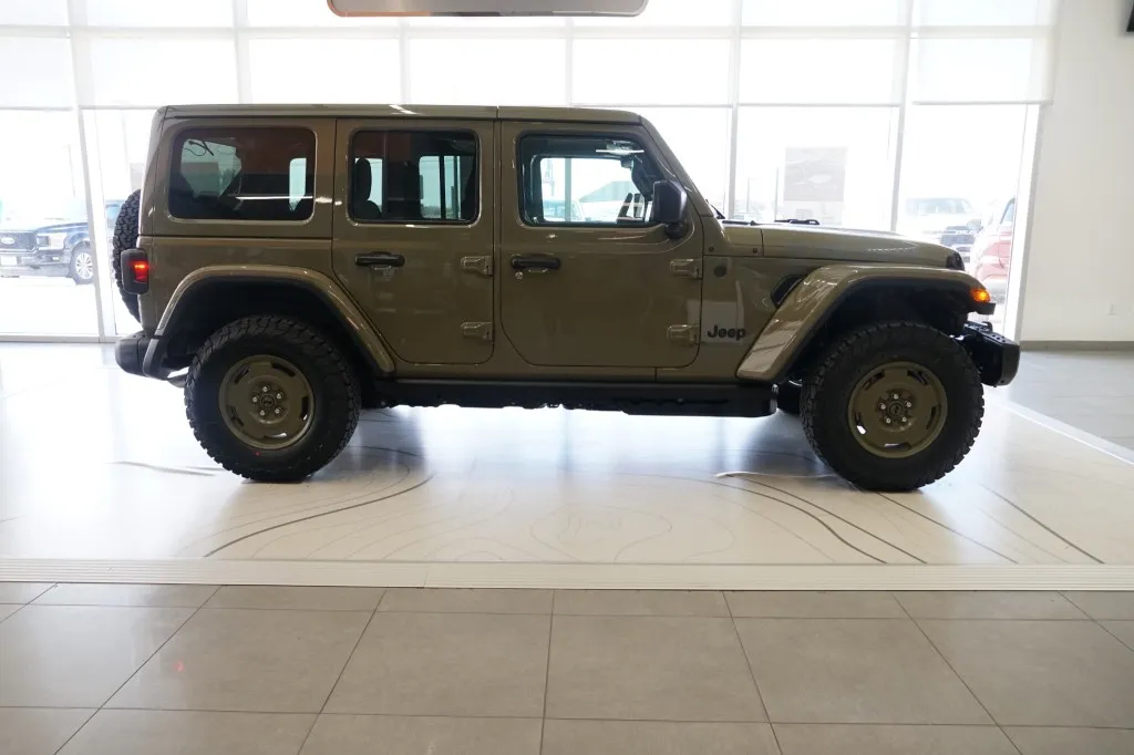 2026 Jeep Wrangler Sport 2026 Jeep Wrangler Sport