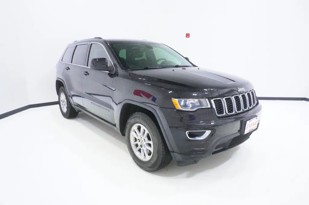 2020 Jeep Grand Cherokee Laredo