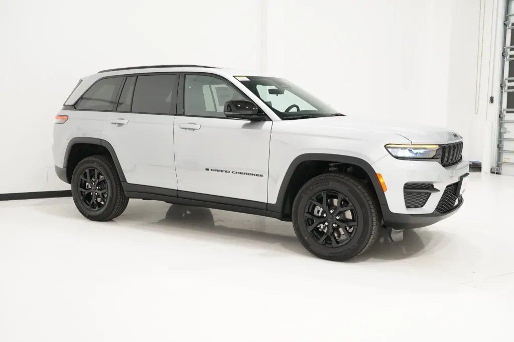 2025 Jeep Grand Cherokee Altitude X