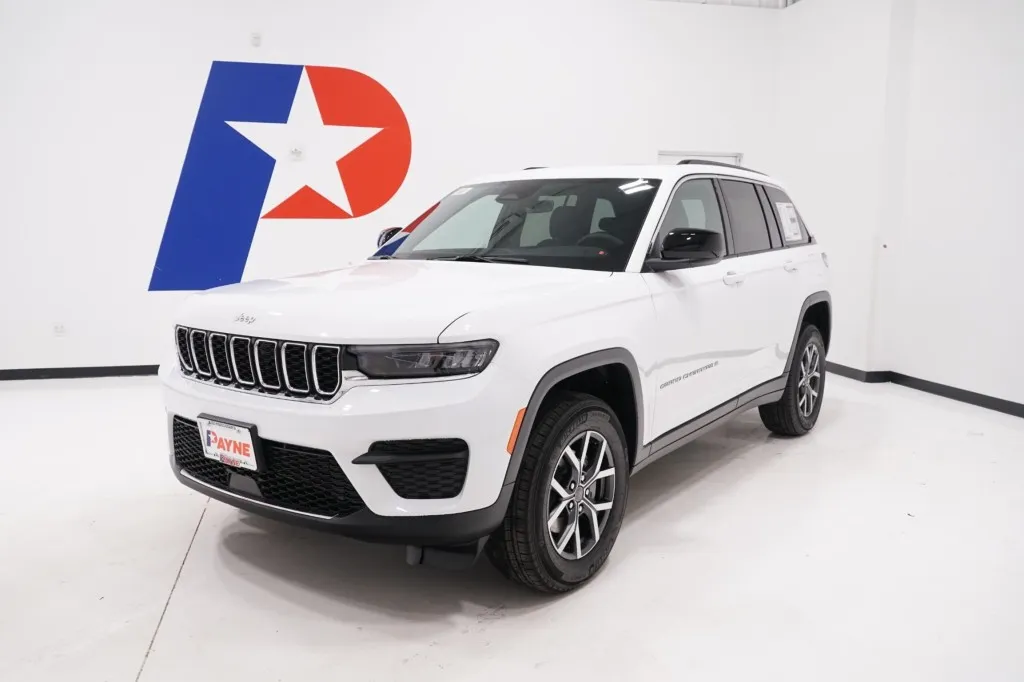 2027 Jeep Grand Cherokee Laredo X