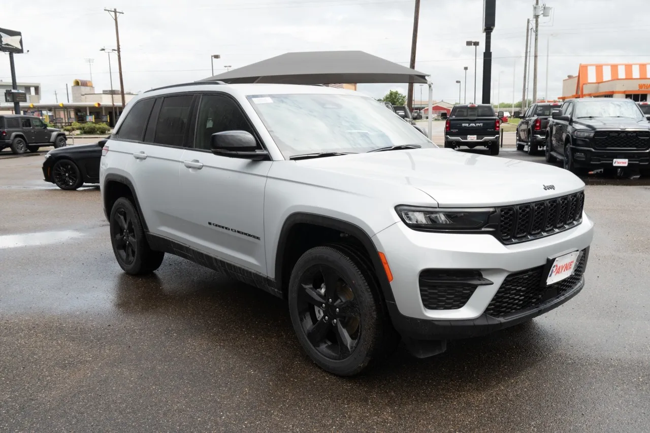 2025 Jeep Grand Cherokee Altitude X
