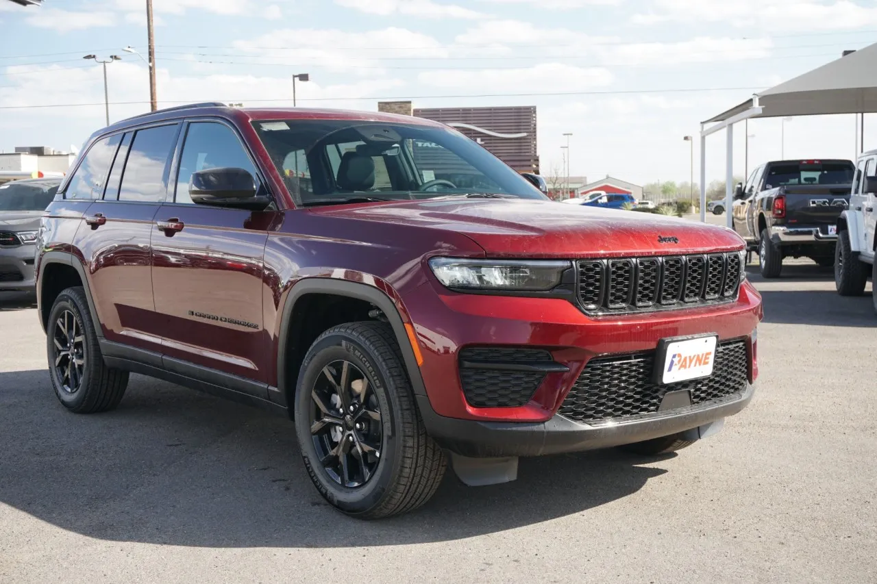 2025 Jeep Grand Cherokee Altitude