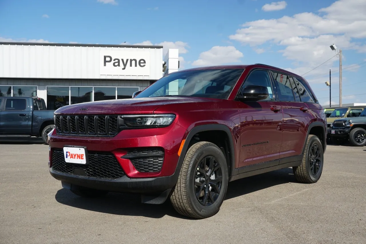 2025 Jeep Grand Cherokee Altitude
