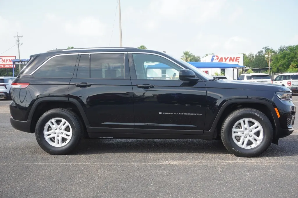 2024 Jeep Grand Cherokee Laredo