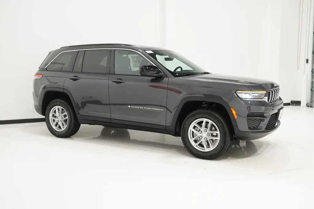 2025 Jeep Grand Cherokee Laredo X 2025 Jeep Grand Cherokee Laredo X