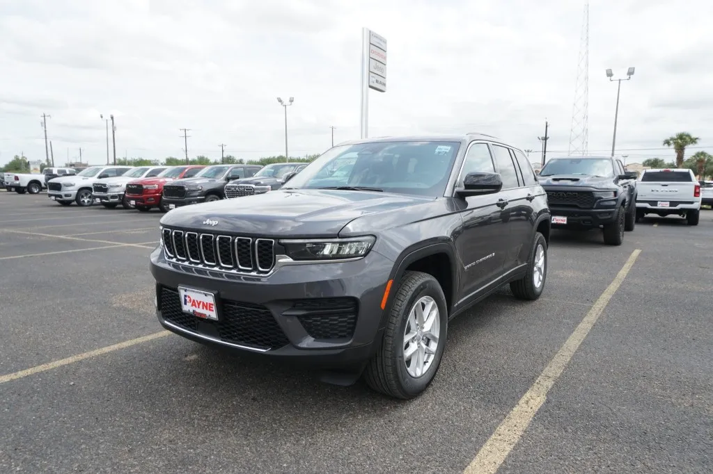 2026 Jeep Grand Cherokee Laredo X 2026 Jeep Grand Cherokee Laredo X