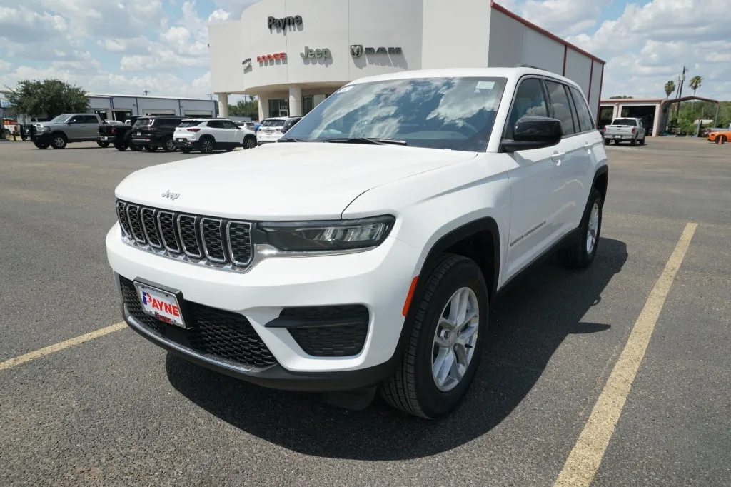 2025 Jeep Grand Cherokee Laredo X