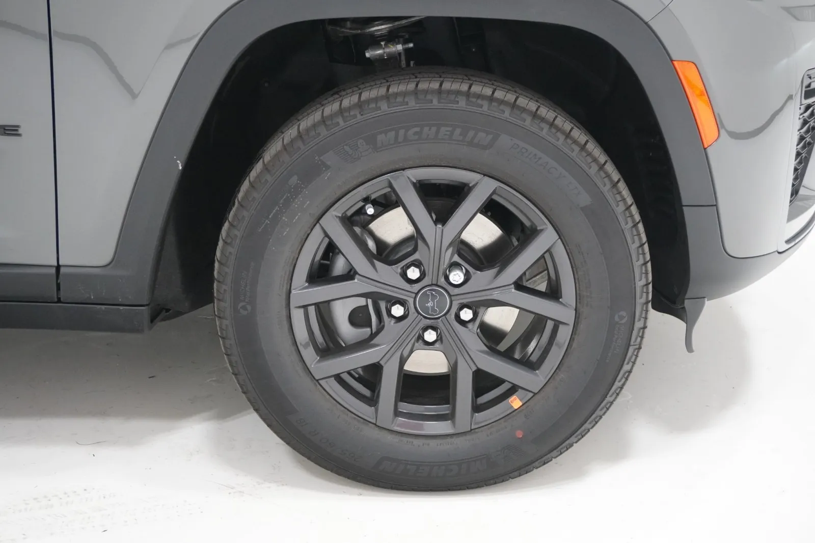 2027 Jeep Grand Cherokee Laredo Altitude