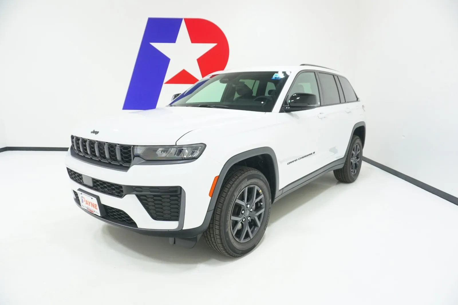 2027 Jeep Grand Cherokee Laredo Altitude