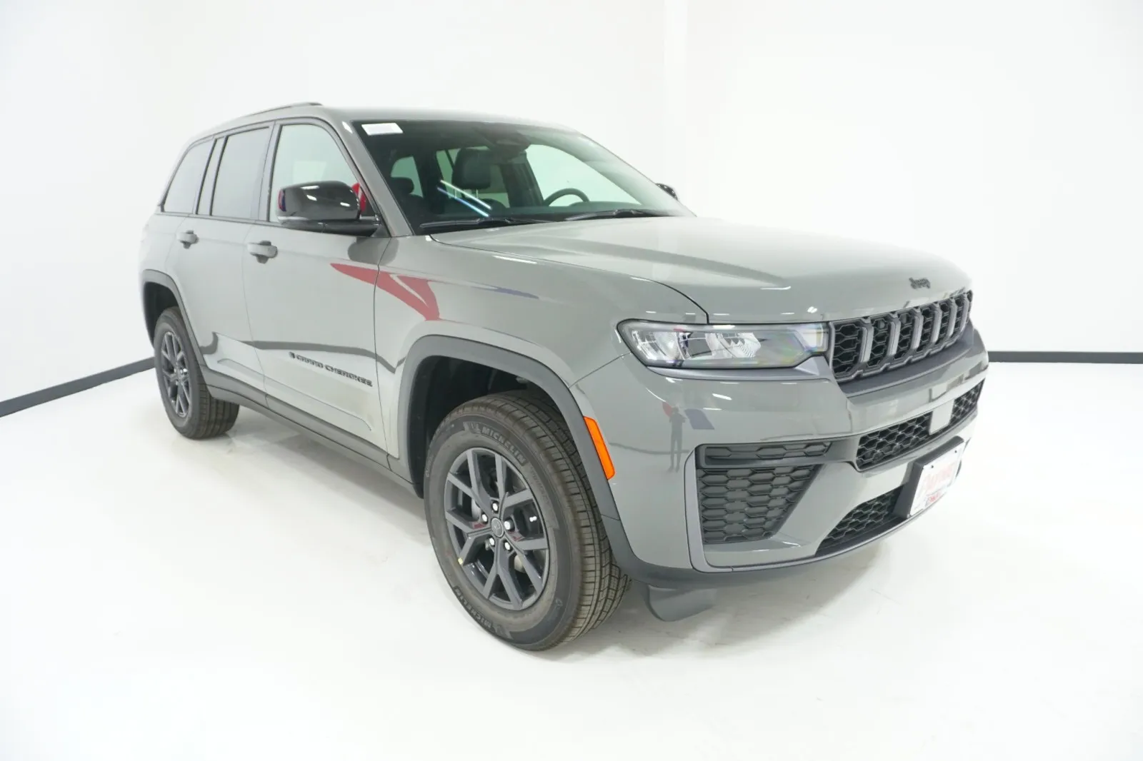 2027 Jeep Grand Cherokee Laredo Altitude 2027 Jeep Grand Cherokee Laredo Altitude