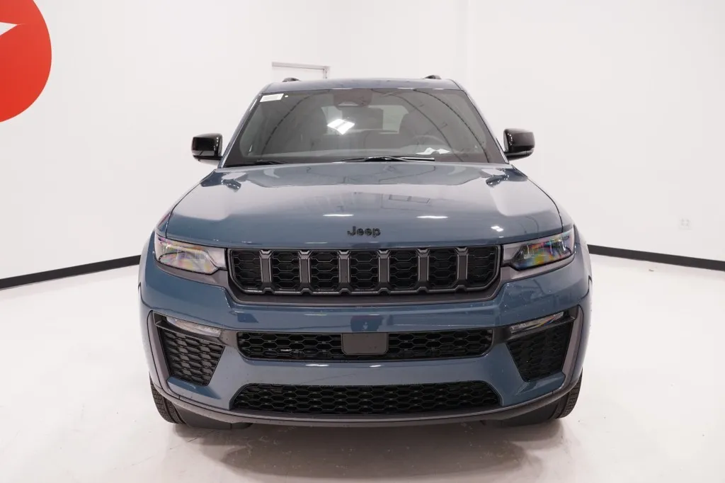 2027 Jeep Grand Cherokee Limited