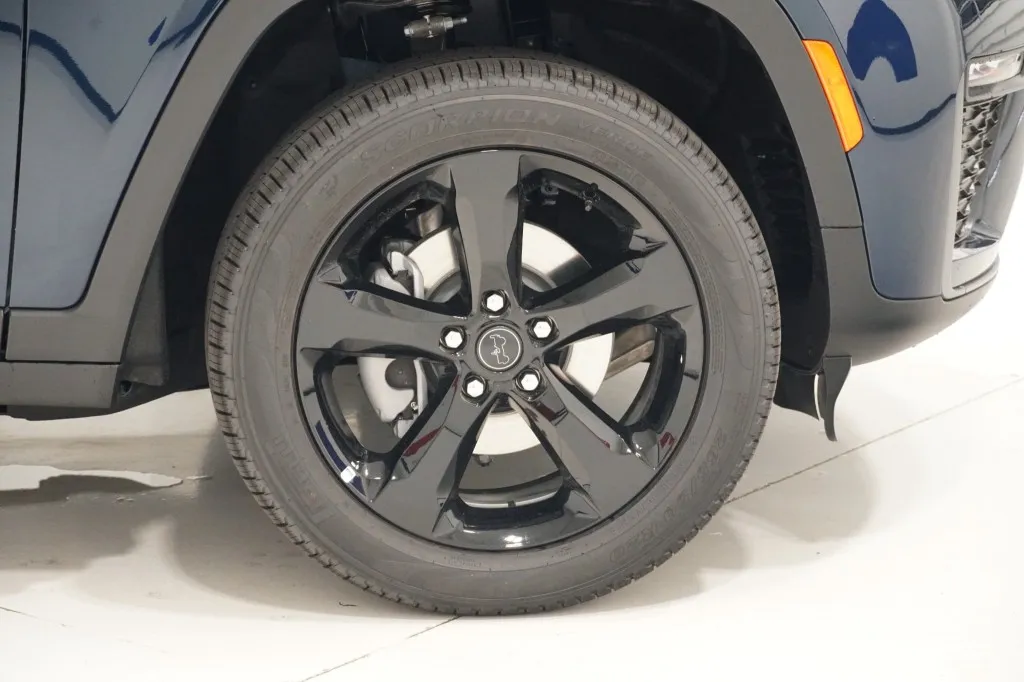 2027 Jeep Grand Cherokee Limited