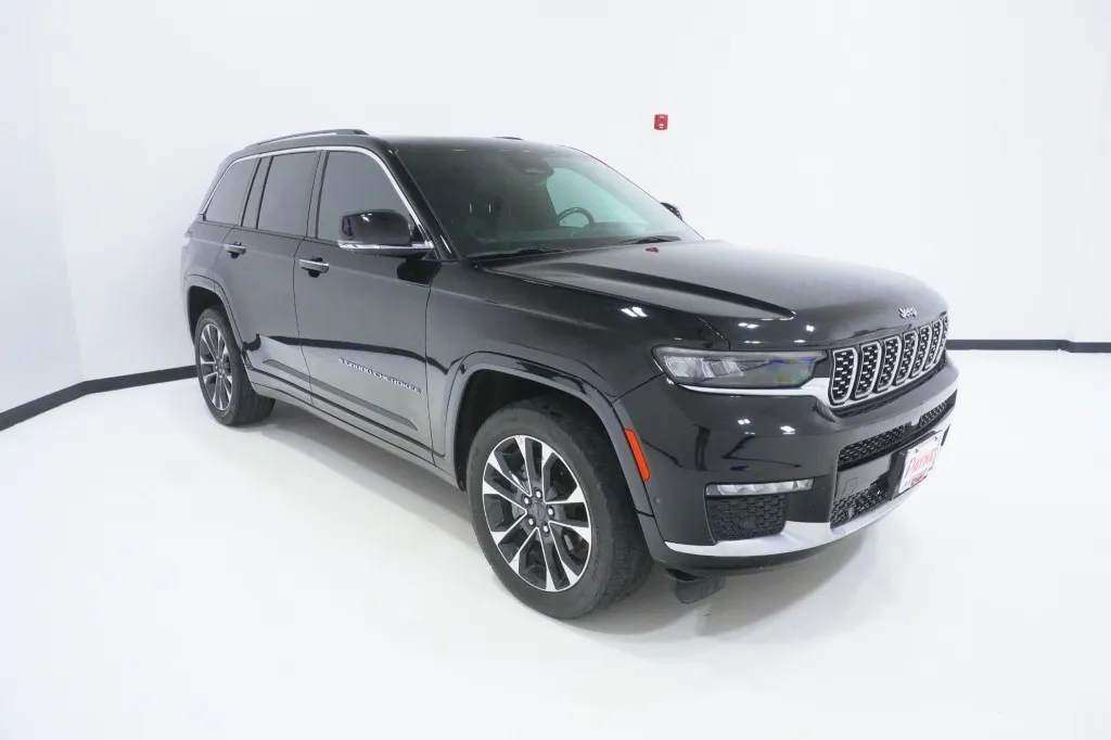 2023 Jeep Grand Cherokee Overland