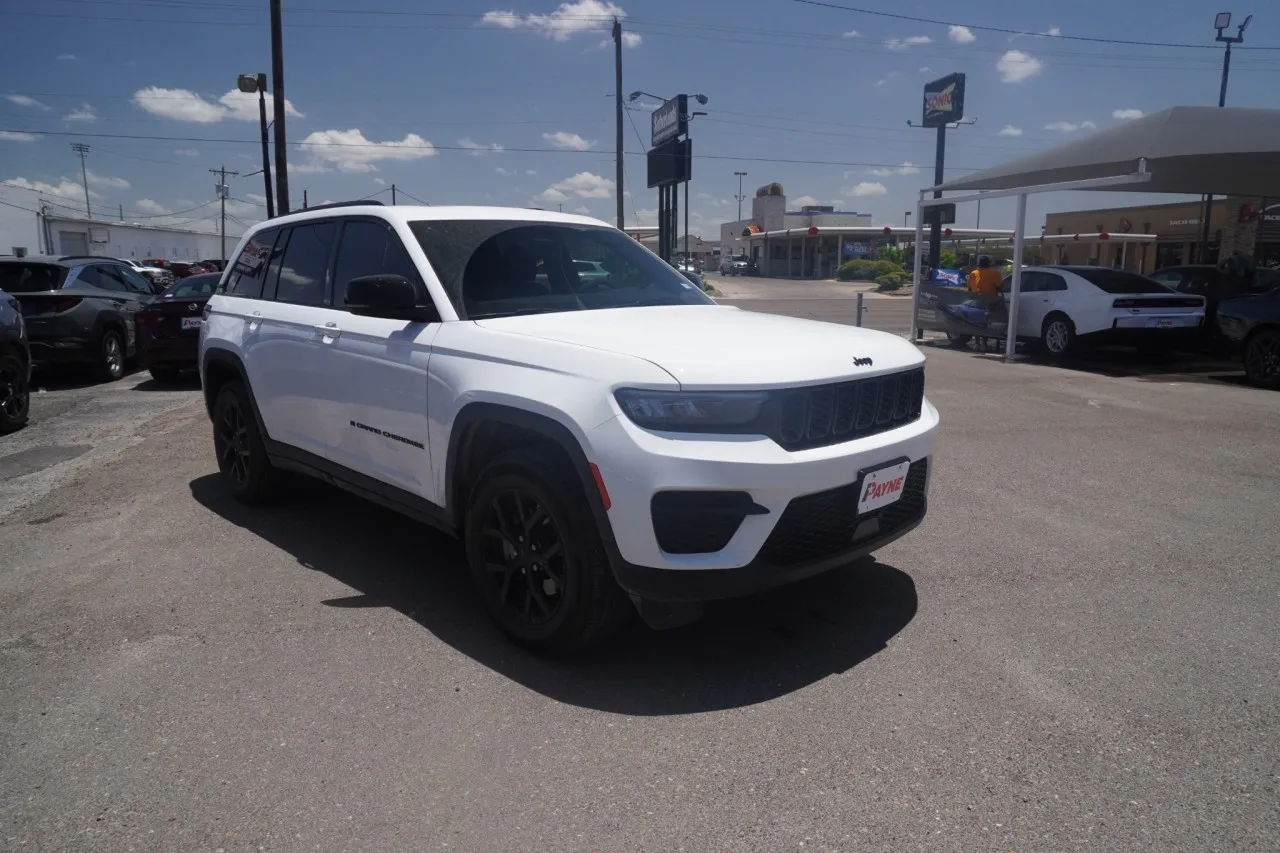 2025 Jeep Grand Cherokee Altitude