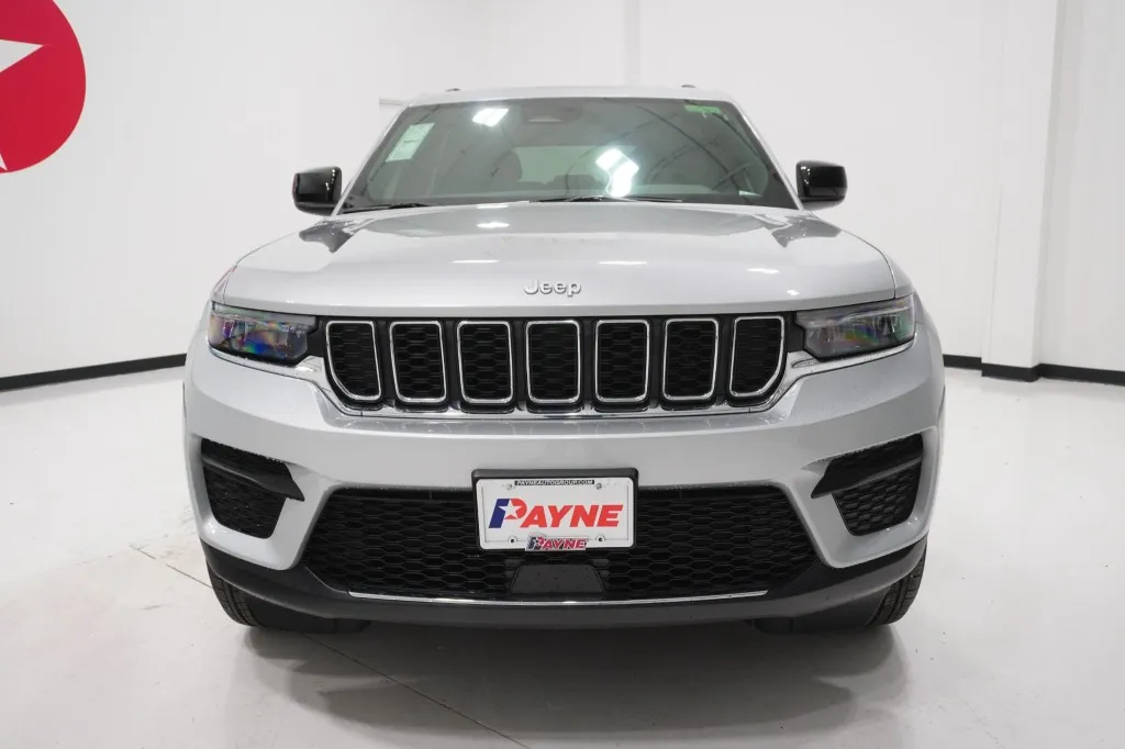 2026 Jeep Grand Cherokee Laredo X