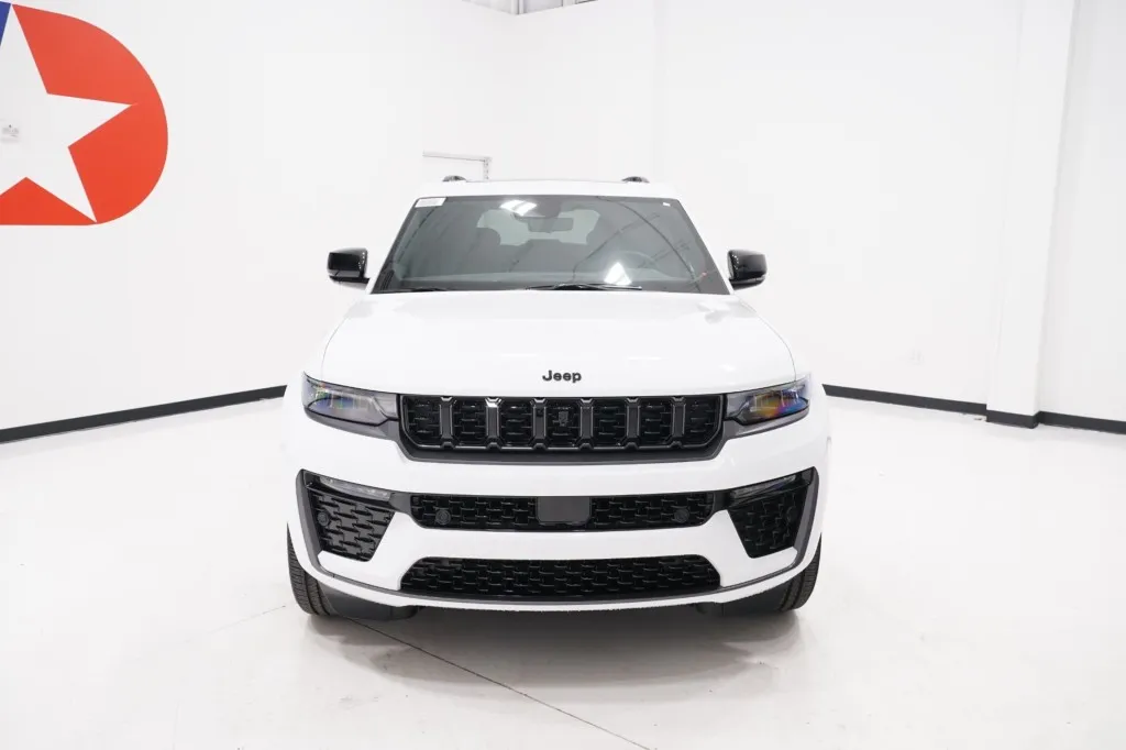2027 Jeep Grand Cherokee Limited Reserve 2027 Jeep Grand Cherokee Limited Reserve