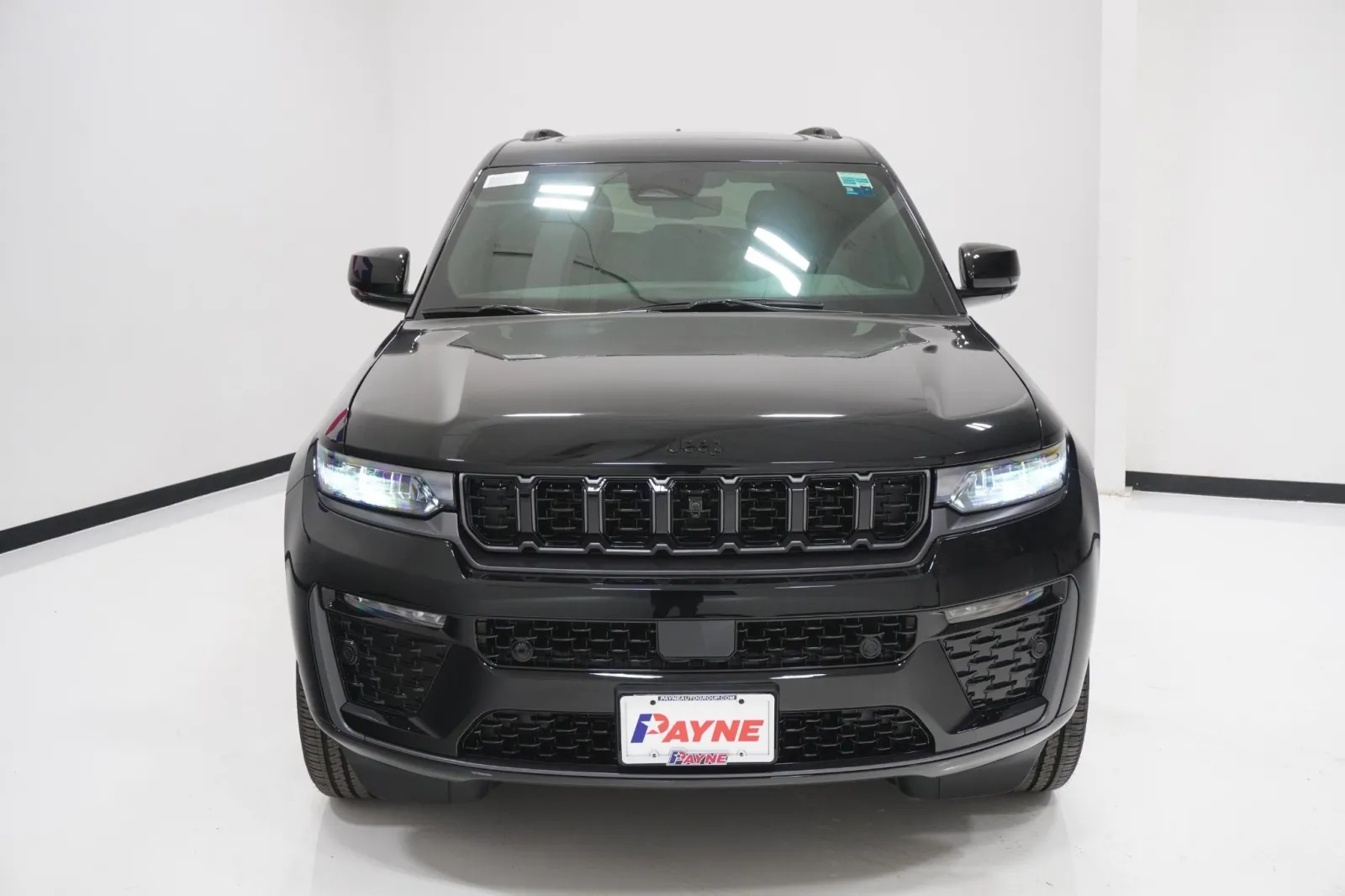 2027 Jeep Grand Cherokee Limited Reserve 2027 Jeep Grand Cherokee Limited Reserve