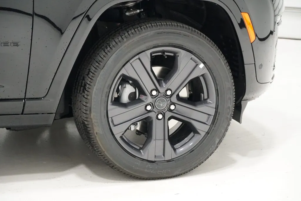 2027 Jeep Grand Cherokee Limited Reserve 2027 Jeep Grand Cherokee Limited Reserve