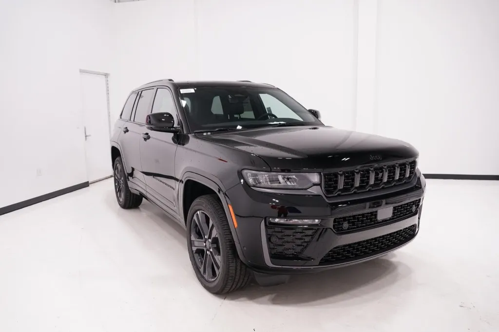 2027 Jeep Grand Cherokee Limited Reserve 2027 Jeep Grand Cherokee Limited Reserve