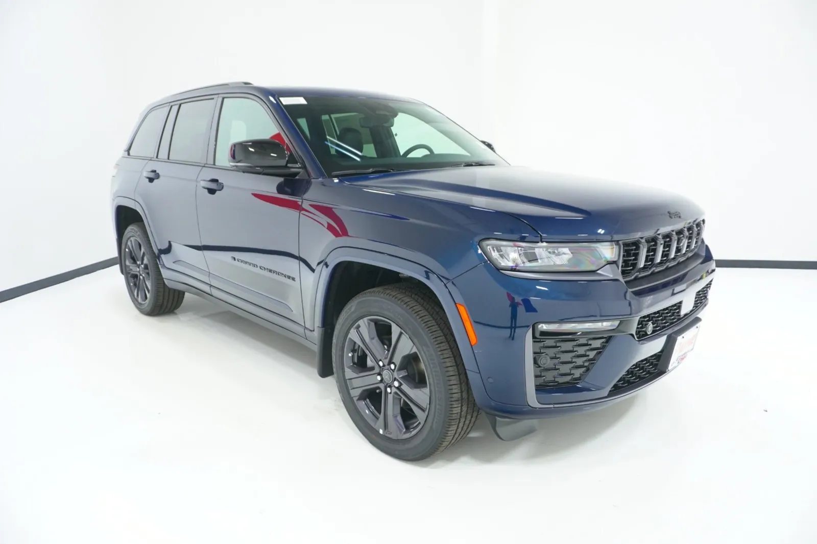 2027 Jeep Grand Cherokee Limited Reserve