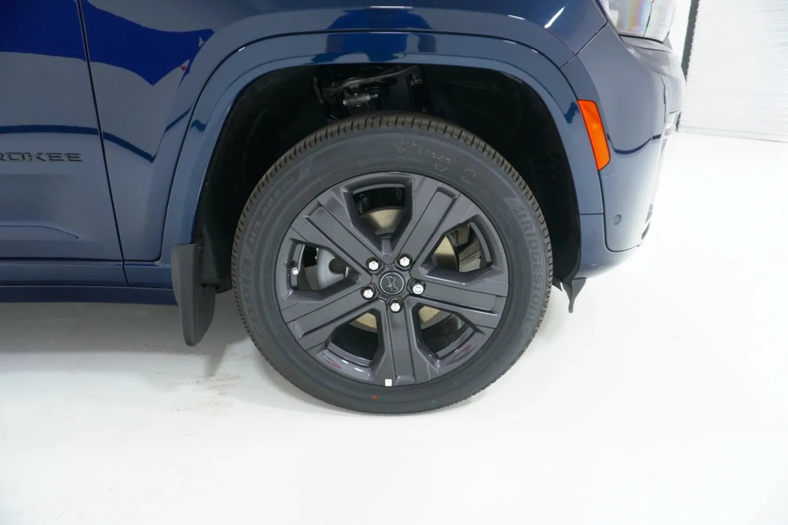 2027 Jeep Grand Cherokee Limited Reserve