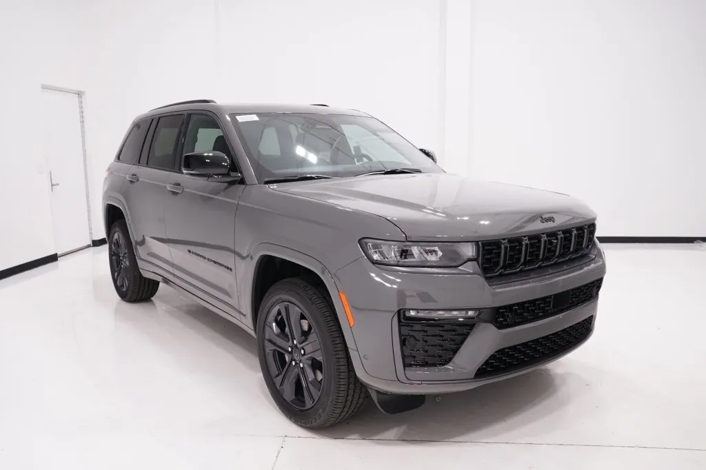2027 Jeep Grand Cherokee Limited Reserve