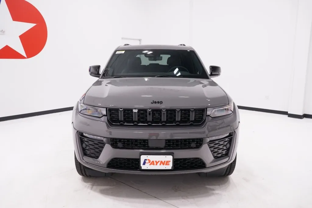 2027 Jeep Grand Cherokee Limited Reserve