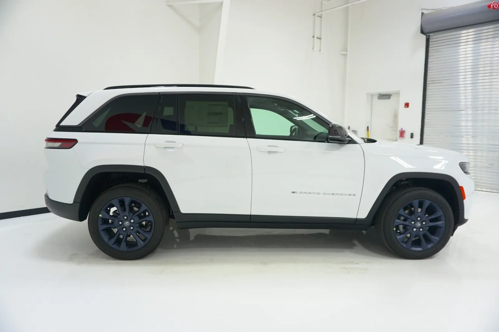 2026 Jeep Grand Cherokee 85th Anniversary Edition