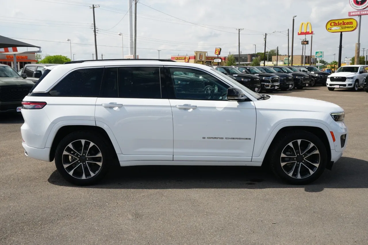 2022 Jeep Grand Cherokee Overland