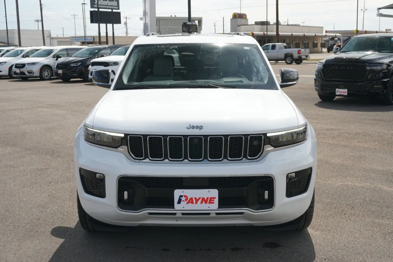 2022 Jeep Grand Cherokee Overland