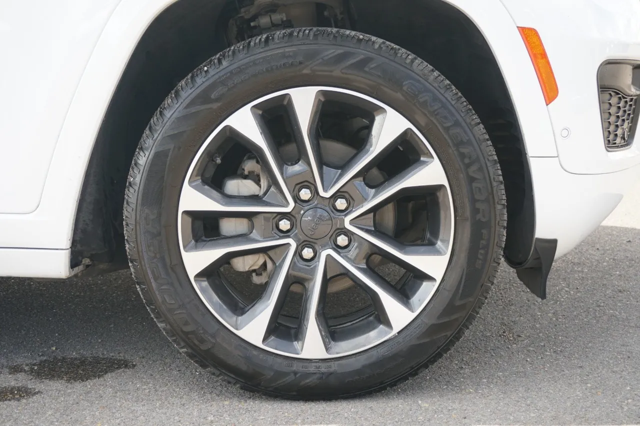 2022 Jeep Grand Cherokee Overland