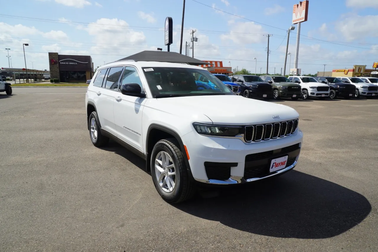 2026 Jeep Grand Cherokee L Laredo 2026 Jeep Grand Cherokee L Laredo