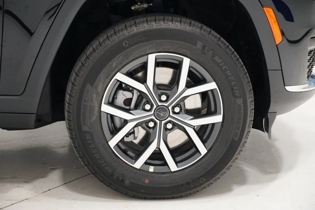 2027 Jeep Grand Cherokee L Laredo 2027 Jeep Grand Cherokee L Laredo