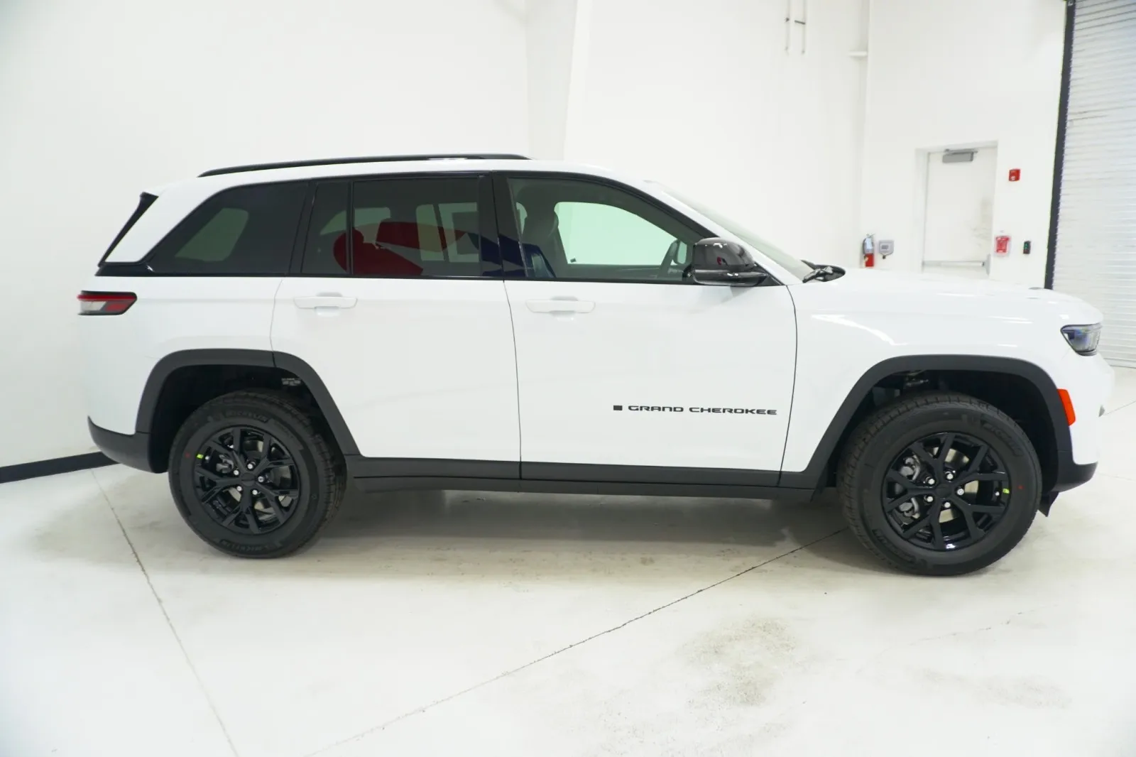 2025 Jeep Grand Cherokee L Laredo 2025 Jeep Grand Cherokee L Laredo