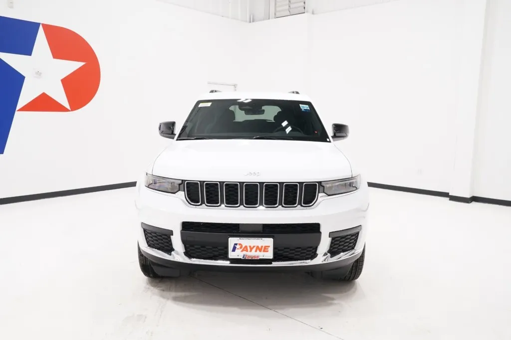 2027 Jeep Grand Cherokee L Laredo 2027 Jeep Grand Cherokee L Laredo