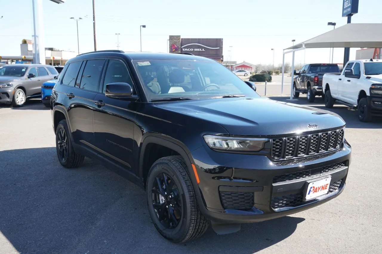 2025 Jeep Grand Cherokee L Altitude