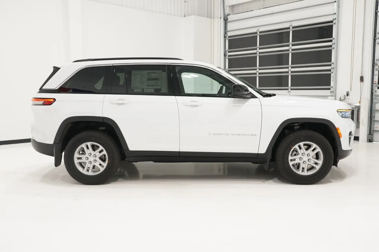 2026 Jeep Grand Cherokee L Laredo